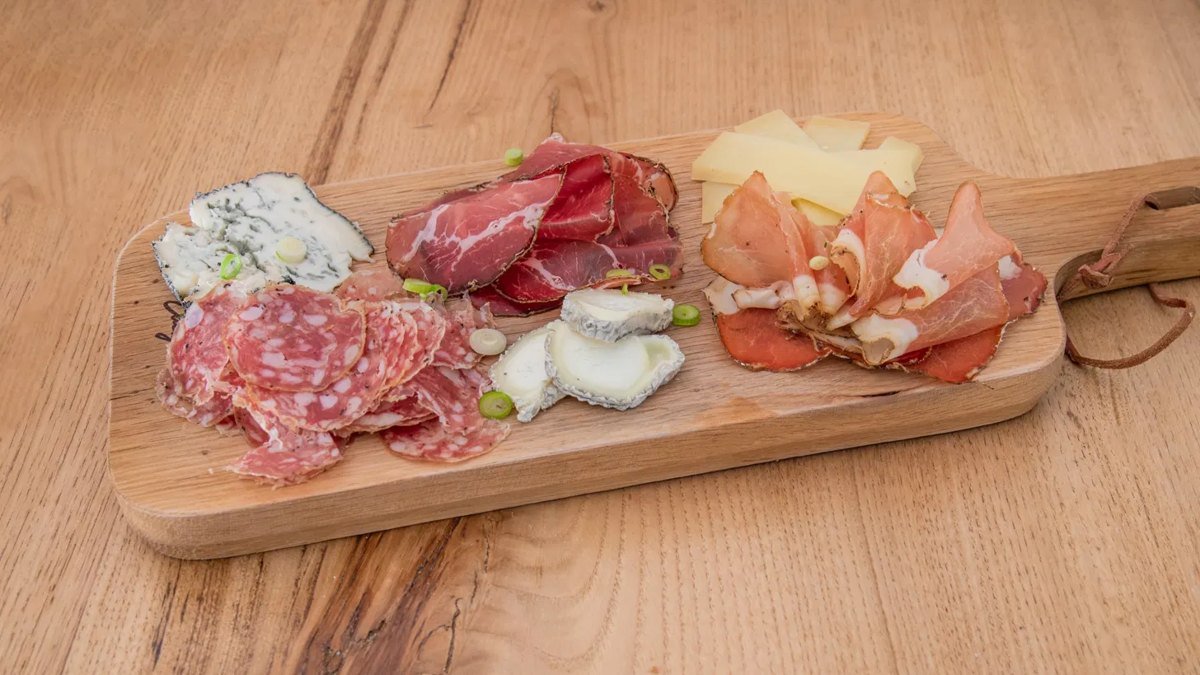 Planche mixte de charcuteries et fromages à partager, Le Premier à Vincennes